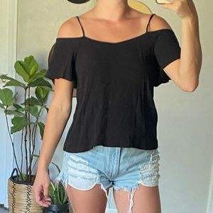 🌵Forever21 Off Shoulder Top🌵